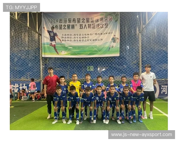 足球俱乐部在青训中建立心理急救与家校联动危机处理通道，足球俱乐部青训总结与计划