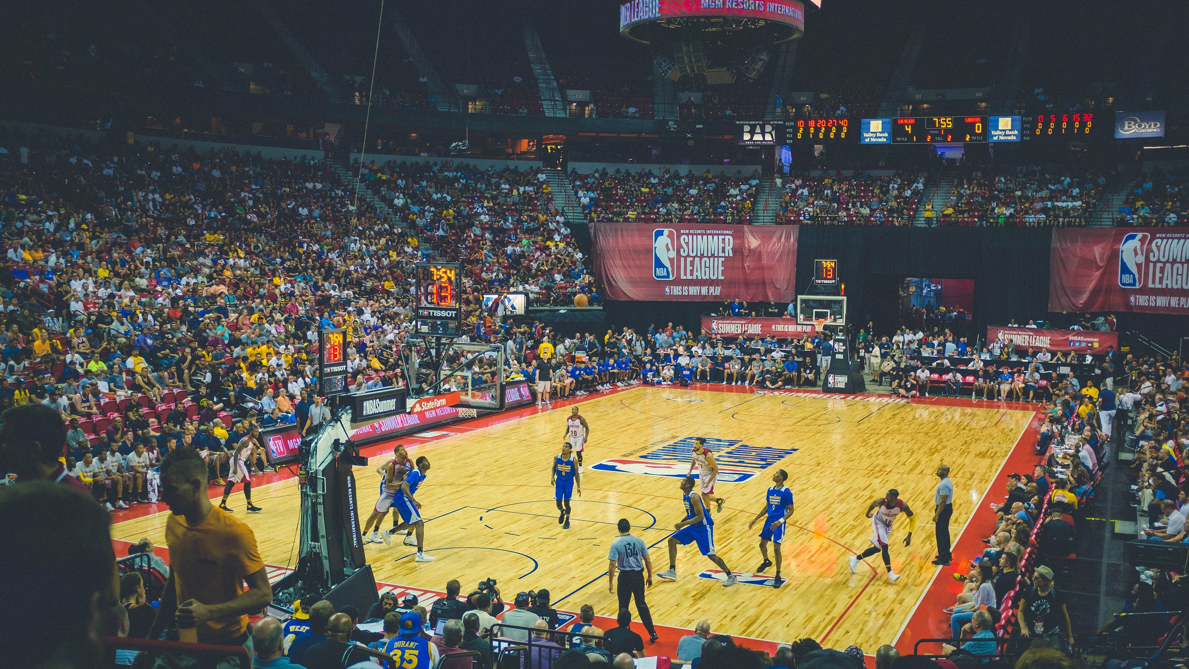 体育新闻中心今日盘点,最新的体育新闻报道在哪看